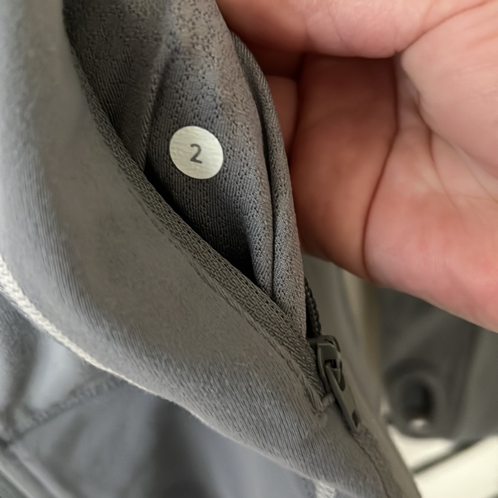 Lululemon Stride Jacket Size 2 - image 4